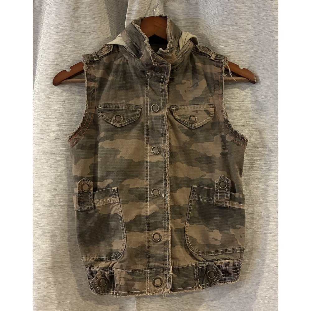 Y2K Nori Camouflage Hooded Button Up Vest Juniors Size Small Festival